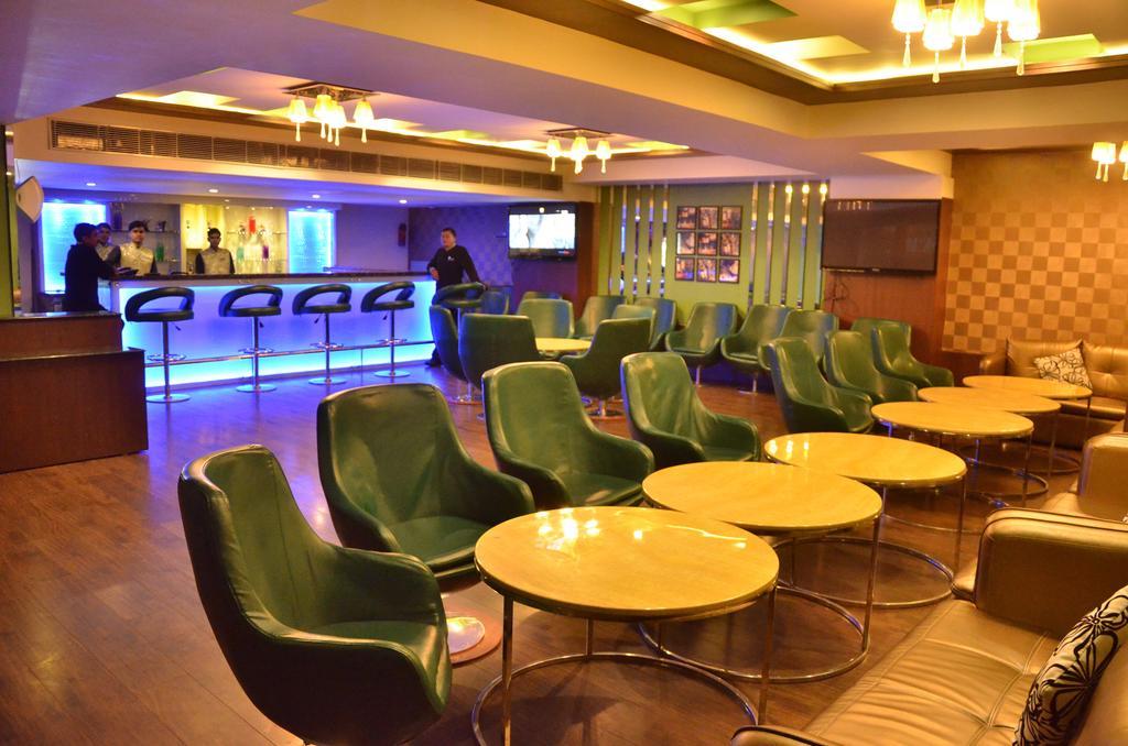 Hotel Down Town Dźalandhar Zewnętrze zdjęcie